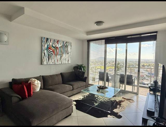 2 BEDROOM APARTMENT TO LET IN BEACHFRONT